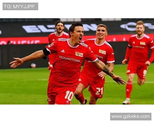 德甲焦点战:法兰克福与门兴握手言和,精彩对决收获1分