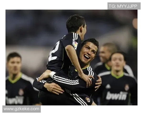 厄齐尔在西班牙回归：阿尔萨德名将在西甲联赛展开新篇章