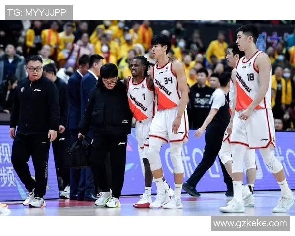 江苏肯帝亚主场惨负新疆队，战绩堪忧仍在挣扎