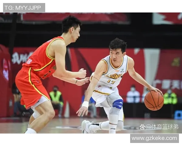 孙铭徽与队友合作默契，带领球队逆转击败强敌